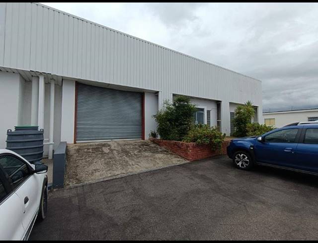 BUSINESS PROPERTY TO RENT IN LANSERIA